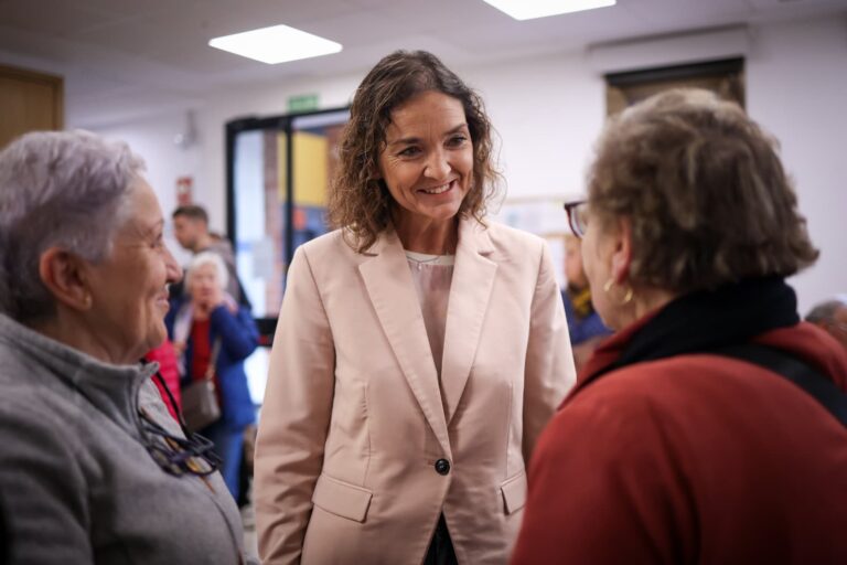 Lee más sobre el artículo Reyes Maroto reclama al Ayuntamiento la gestión directa de las actividades de los centros de mayores tras la quiebra de la concesionaria