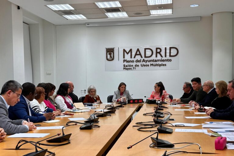 Lee más sobre el artículo El PSOE propone oficinas municipales para apoyar la regularización de migrantes