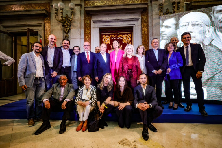 Acto Tierno foto grupo
